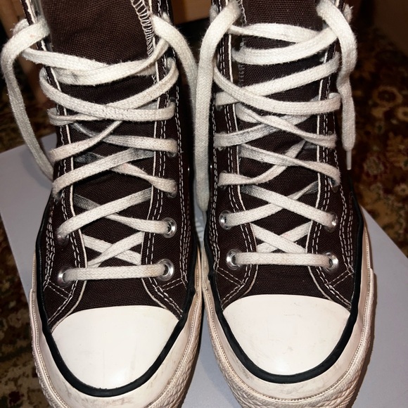 Converse shoes - Picture 2 of 3